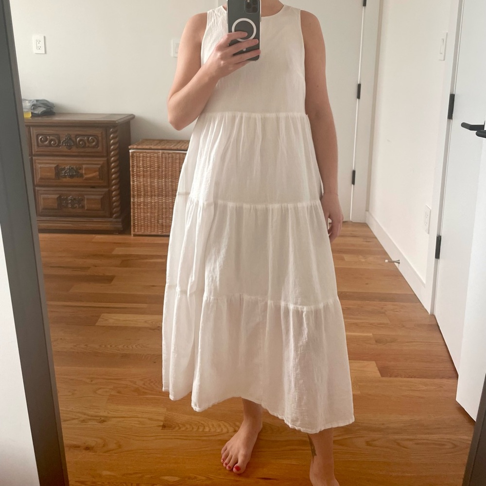 Spring/Summer white tiered maxi dress (XS) with lining